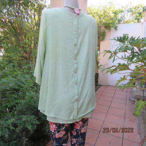 MILADYS spring green slip-over top in 2-layer creased nylon-rayon blend fabric size 44