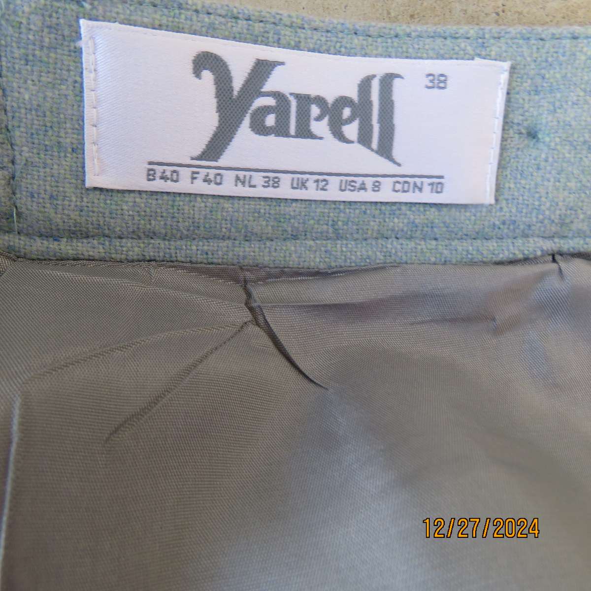 Haute couture new wool/cashmere blend mottled cream/turquoise lined skirt by YARELL size 36