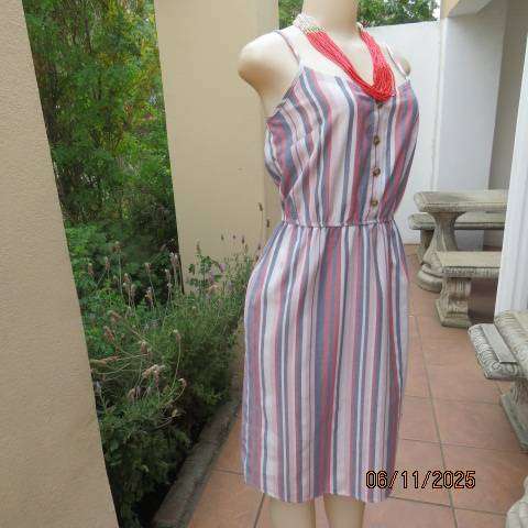 Striped cool strappy poly-viscose dress in steel blue-crimson and cream. Size 36