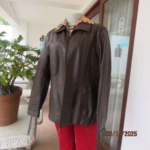 EXACT dark brown genuine napa leather zip-up jacket with collar. Size 40