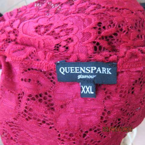 QUEENSPARK scarlet red open jacket in luxury stretch polyester embossed lace size 44-46