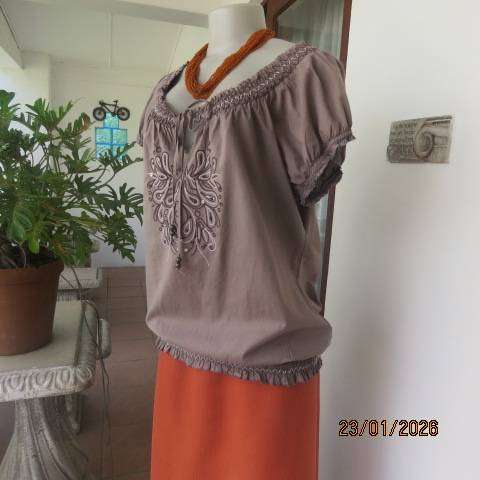 TRUWORTHS ecru colour blouson top with wide elasticated neckline. Size 42.