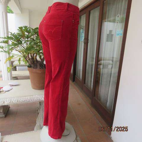 WOOLWORTHS chilli red corduroy stretch cotton bootcut pants size 34