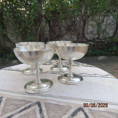 Set of 4 EPNS England Ice Cream Dessert Cups - Silver Plated, 9.5cm Tall