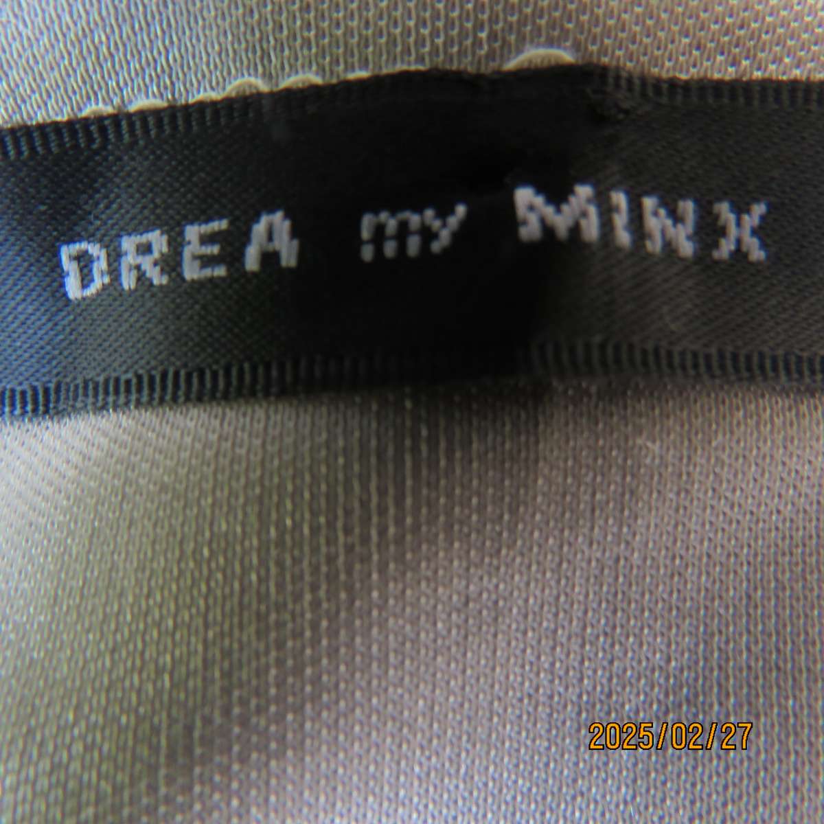 DREA my MINX amazing cream silky poly-nylon nighty. Adjustable straps. Patterned frills. Size 34.