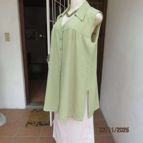 Avo green long button down textured polyester top with collar and yokes. Size 42