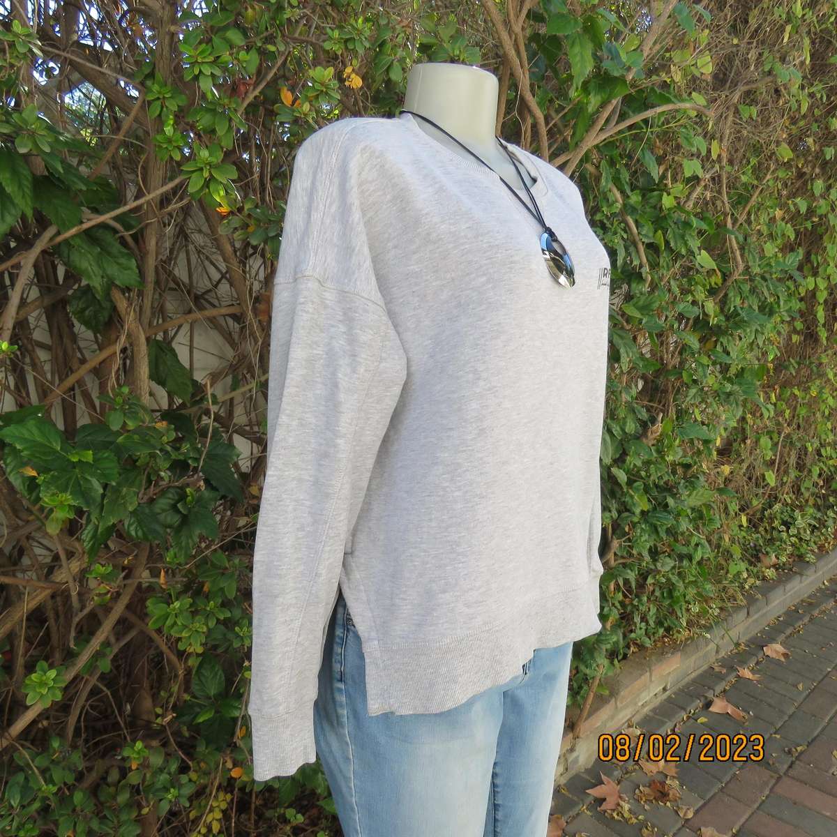 REFINERY warm long sleeve light grey slip over cotton-viscose size 40 top.