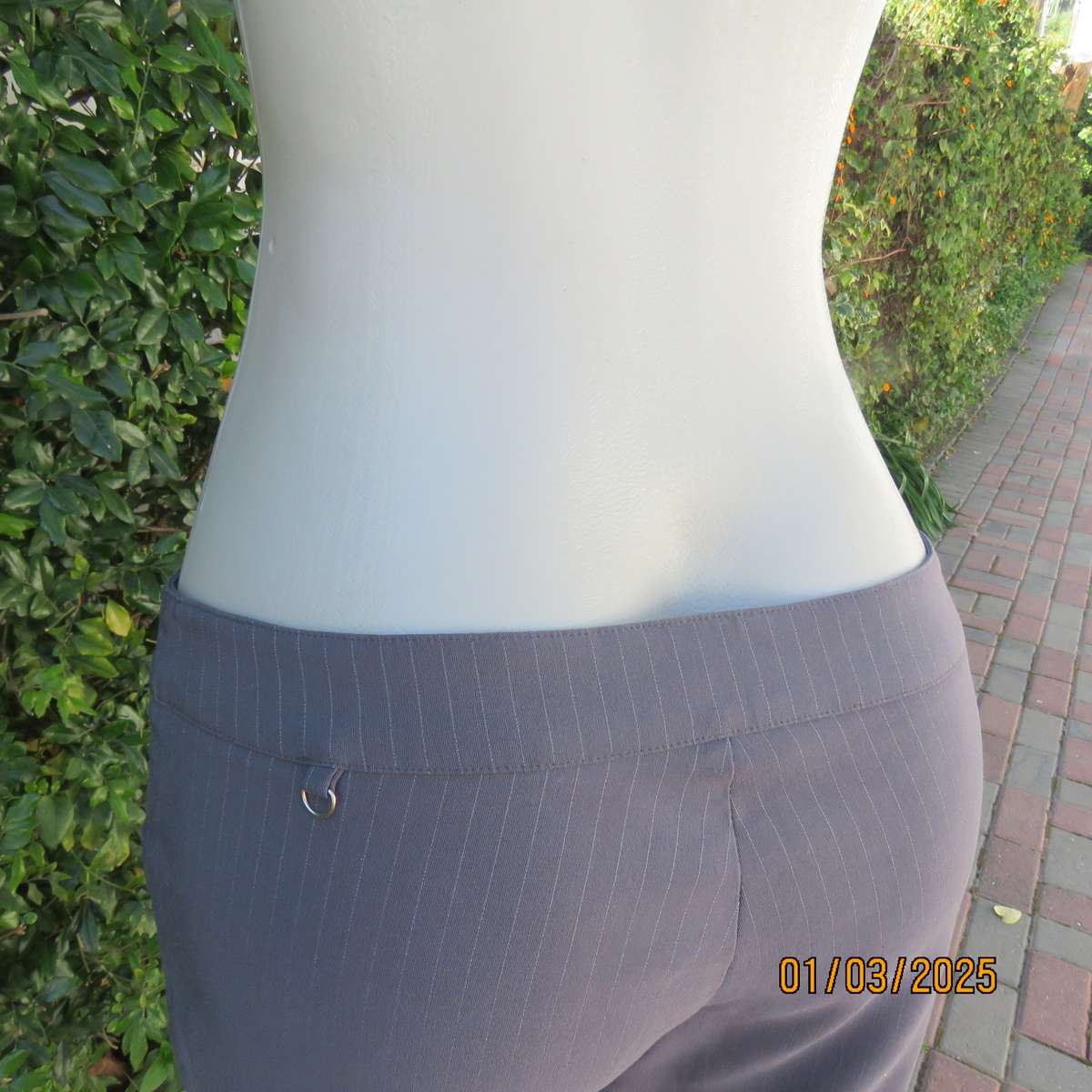 Anchor grey-silver grey vertical striped stretch polyester straight legged pants size 36. Low rise