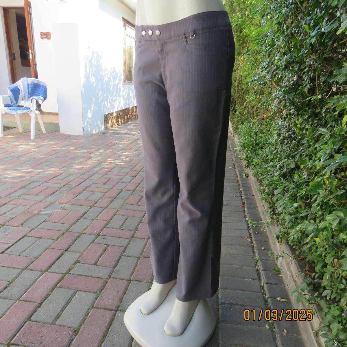 Anchor grey-silver grey vertical striped stretch polyester straight legged pants size 36. Low rise