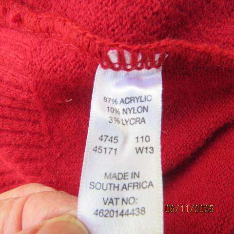 TRUWORTHS cherry red long raglan sleeve jumper. Wide overhanging collar. Size 34