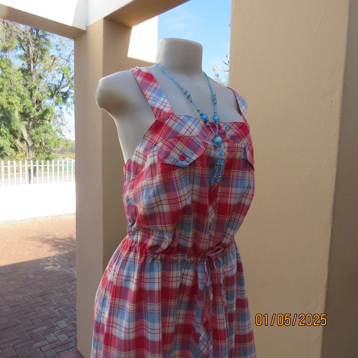 Chic crimson/blue/white check dress for summer by DONNA CLAIRE size 42. Brand new condition.
