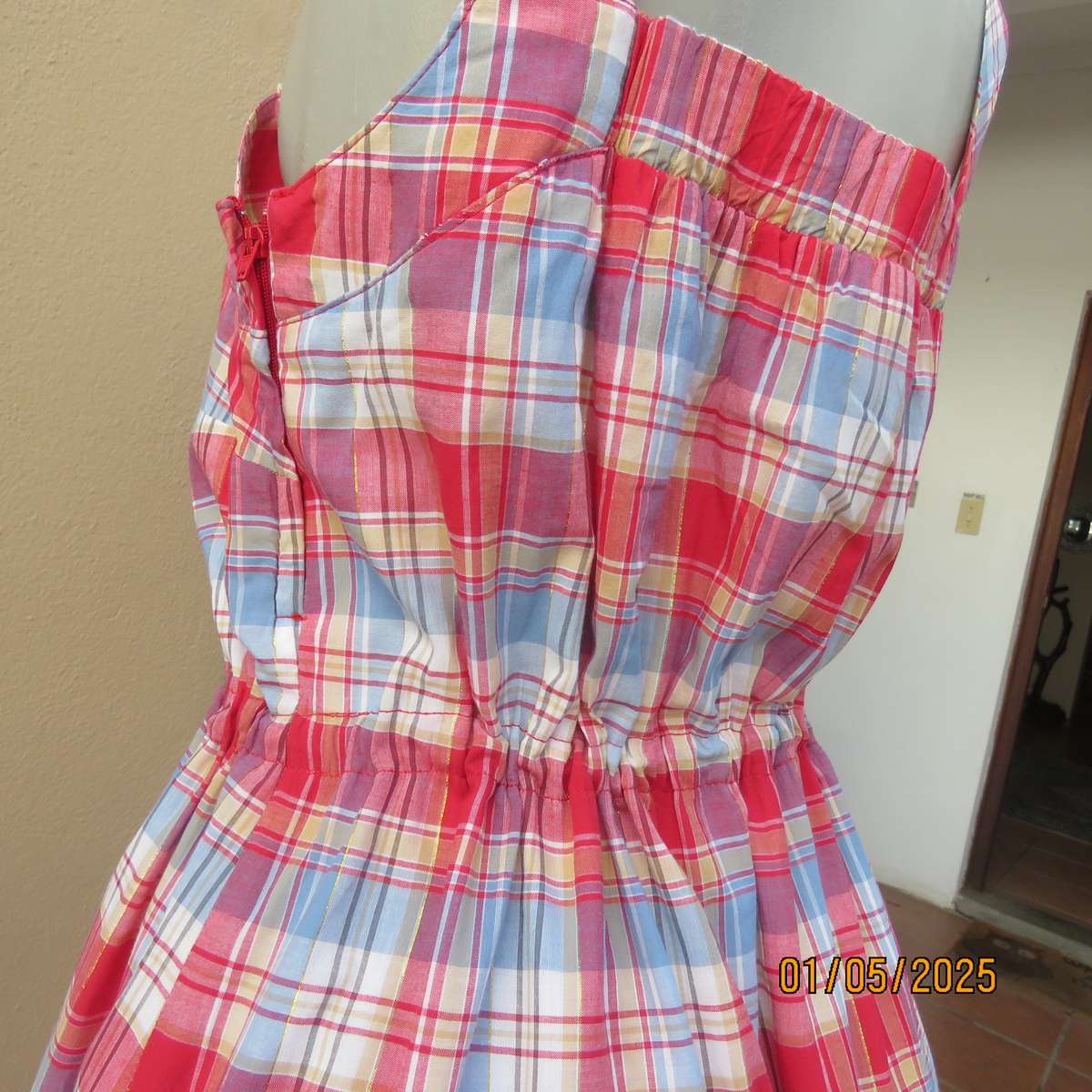 Chic crimson/blue/white check dress for summer by DONNA CLAIRE size 42. Brand new condition.