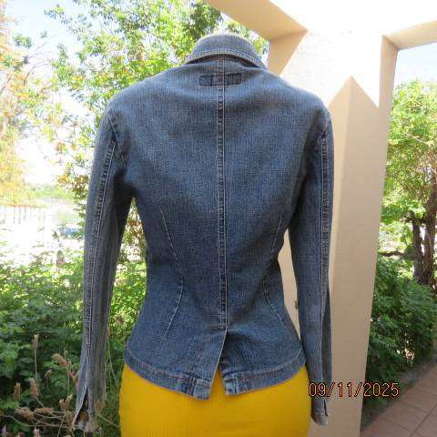 TMX 201 blue denim tailored jean jacket with 2 pockets. Japanese brand. Size 34