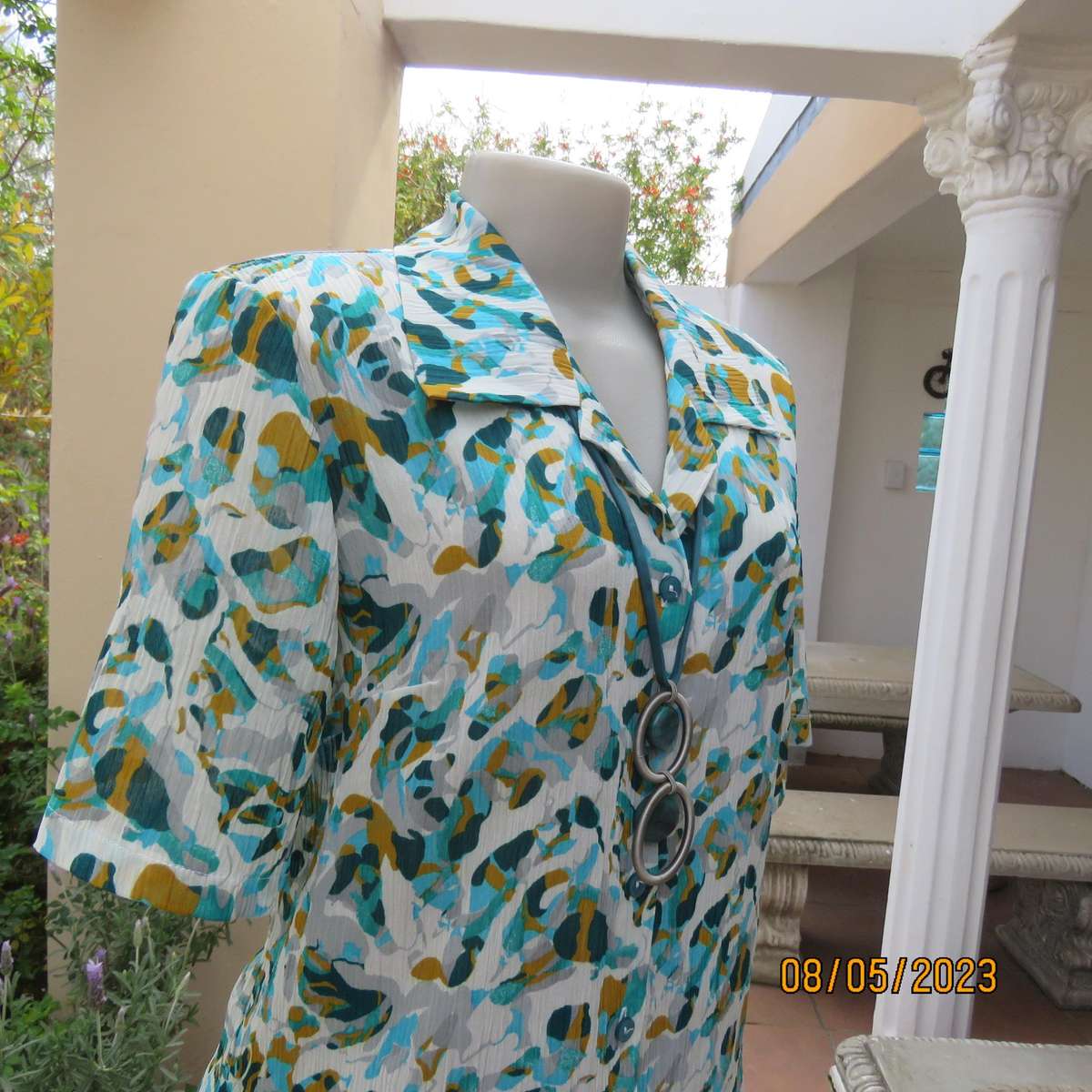 SACHEL white polyester short sleeve top with graphic gold-jade-grey print. Size 36