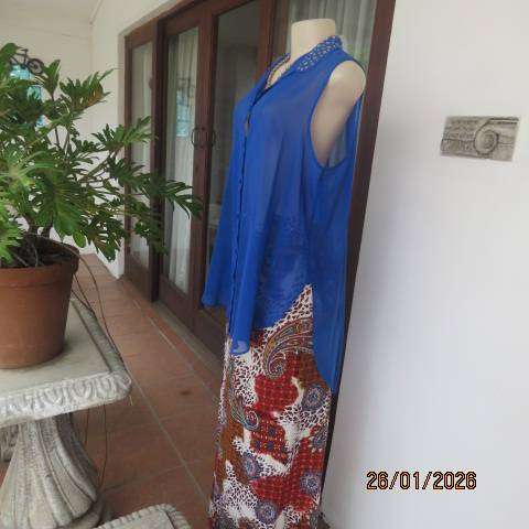 WOOLWORTHS capri blue sheer polyester sleeveless button down top in size 44
