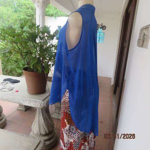 WOOLWORTHS capri blue sheer polyester sleeveless button down top in size 44
