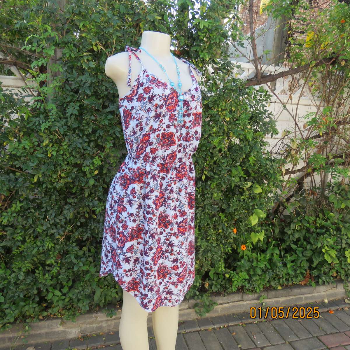 TANGO summer strappy dress in pale blue-rust-navy flowers. Size 36.