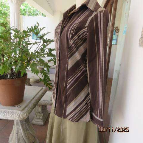 TRUWORTHS brown-ecru-beige vertical striped button down long tailored top size 32
