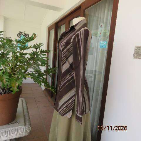 TRUWORTHS brown-ecru-beige vertical striped button down long tailored top size 32