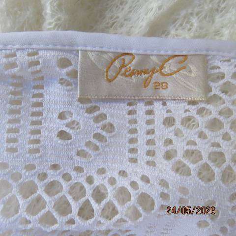 PENNY C white polyester lace open hanging cover-up with bracelet length sleeves, size 48-52