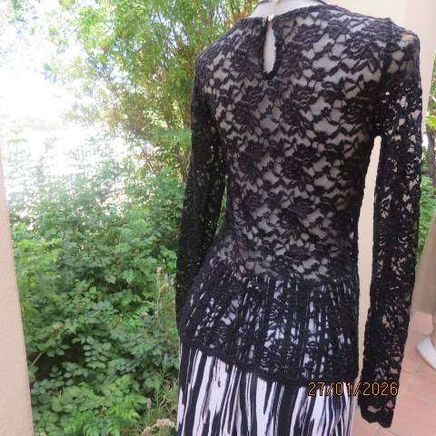 REAL Clothing black stretch polyester lace slip over long sleeve top. Size 32-34