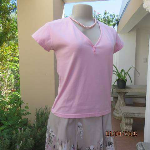 Carnation pink capped sleeve slip-over top in stretch cotton, size 34
