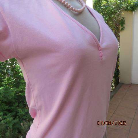 Carnation pink capped sleeve slip-over top in stretch cotton, size 34