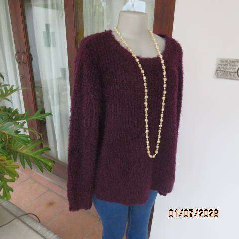Dark Mulberry Acrylic-Polyester Soft Fluffy Knitted Long Sleeve Round Neck Jumper - Size 40