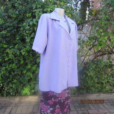 Elegant lilac short sleeve jacket with front closure and covered buttons - Size 44