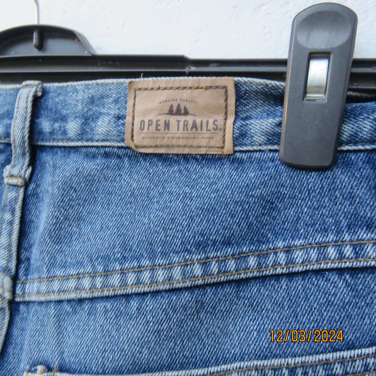 OPEN TRAILS blue denim ankle length men's 100% cotton jeans. Size 38