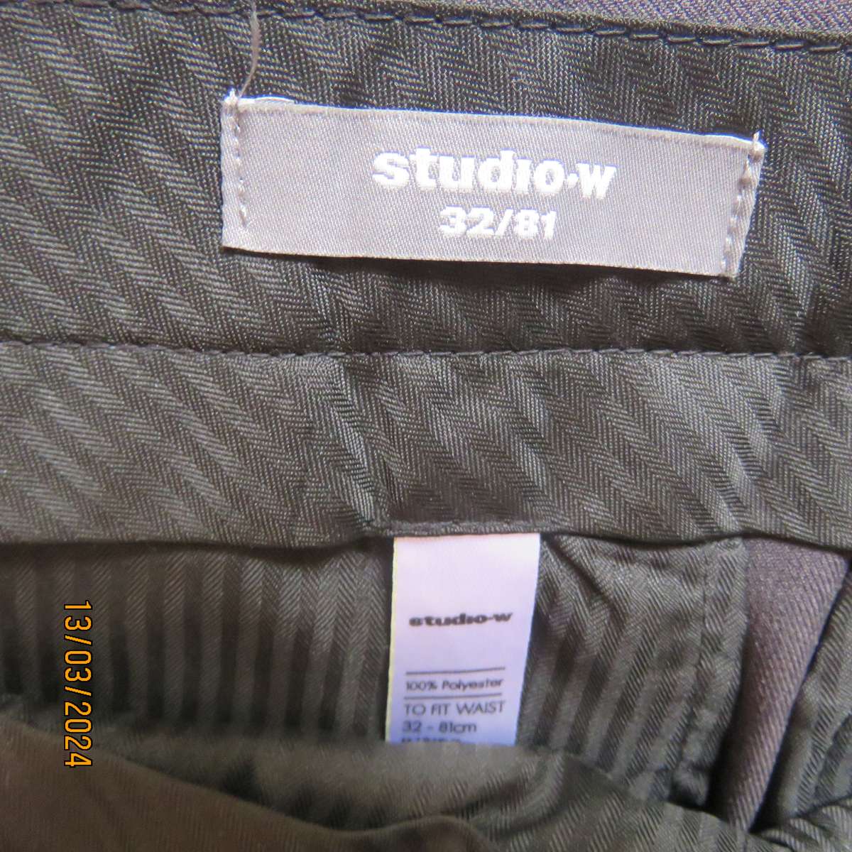 STUDIO W men's dark slate 100% polyester smart pants size 32. As new