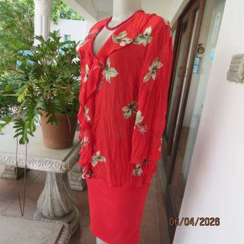KELSO red creased polyester long sleeve top with floral print, size 40-42