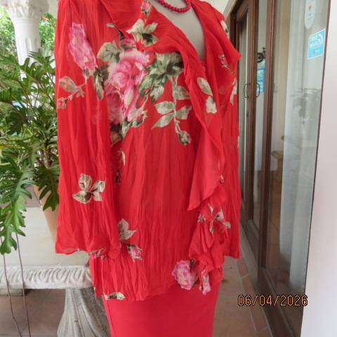 KELSO red creased polyester long sleeve top with floral print, size 40-42