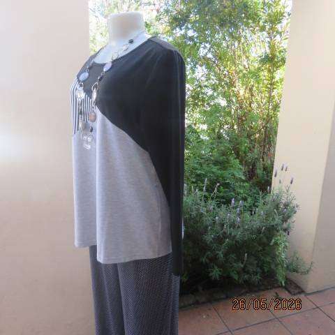 Emery Rose black, white & grey long sleeve slip-over polycotton stretch top size 38