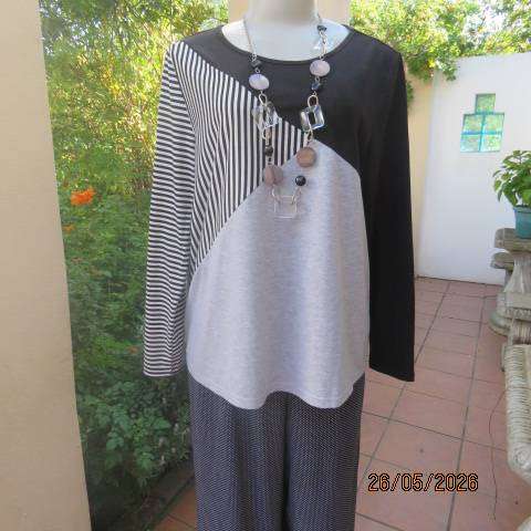 Emery Rose black, white & grey long sleeve slip-over polycotton stretch top size 38