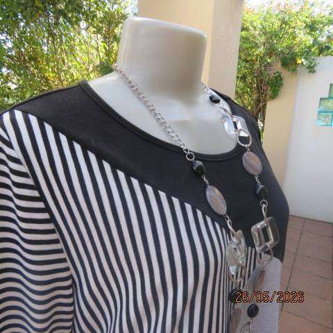 Emery Rose black, white & grey long sleeve slip-over polycotton stretch top size 38