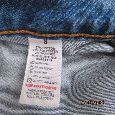 FIX high rise skinny denim jeans in polycotton stretch. Only back pockets. Size 32