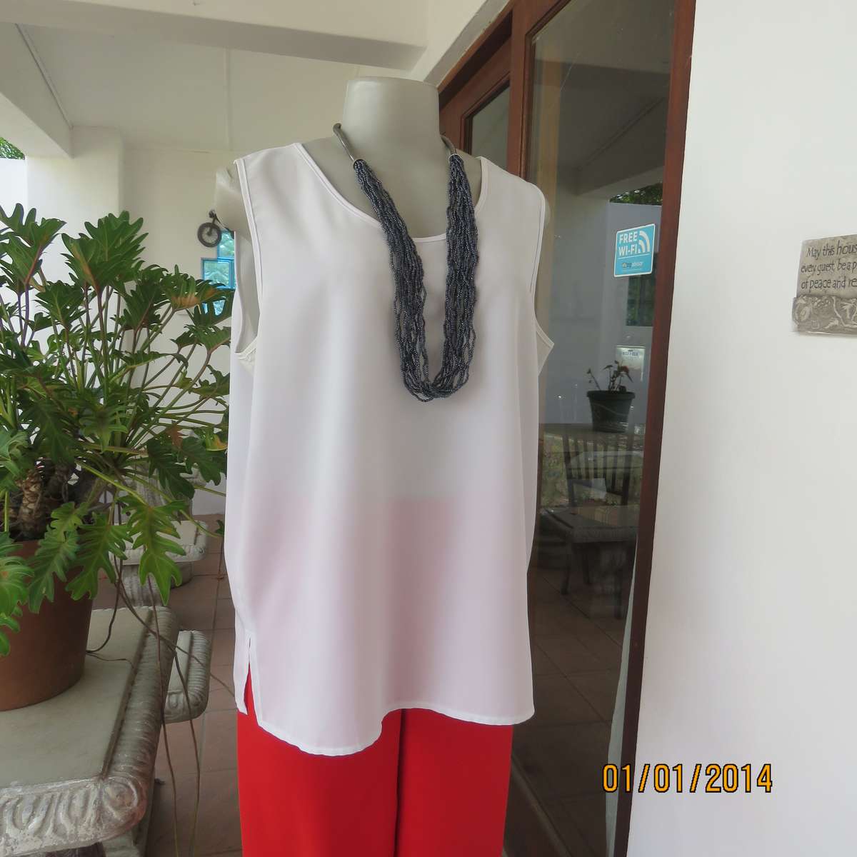 SAINT HONORE white silky polyester sleeveless cami style top. Size 40
