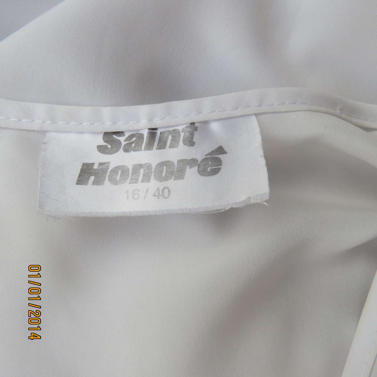 SAINT HONORE white silky polyester sleeveless cami style top. Size 40