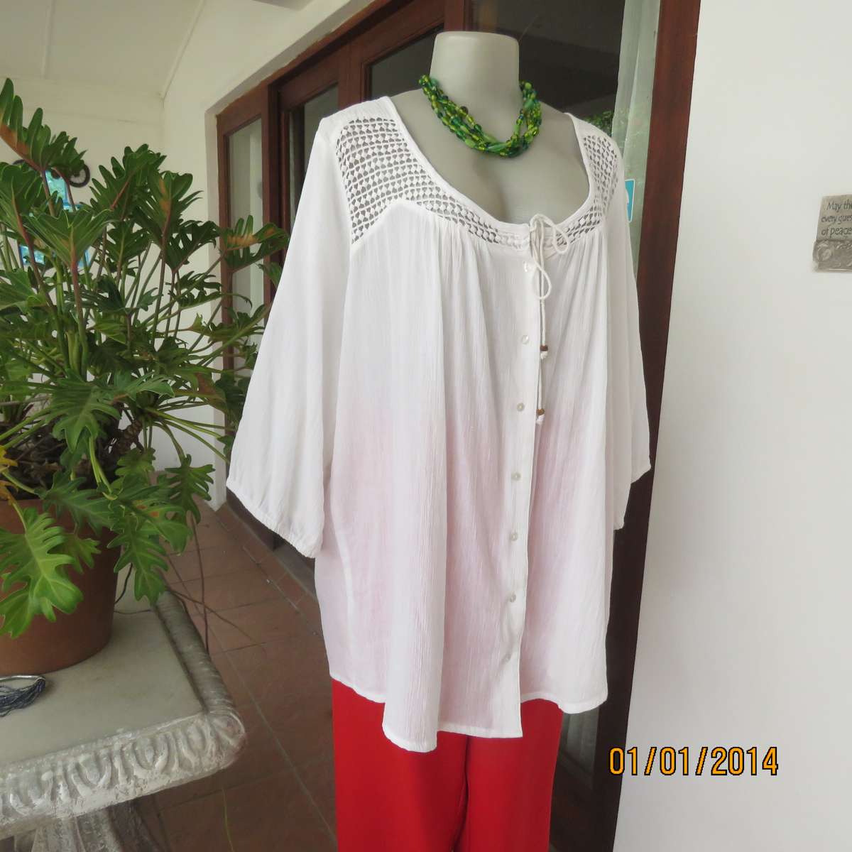 DONNA CLAIRE white creased cotton size 50 button down top. Lace-embroidered yoke.