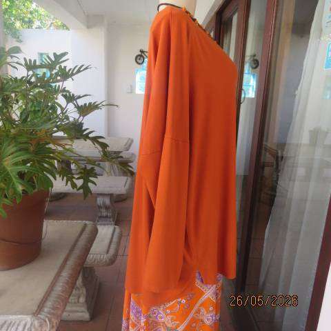 Woolworths burnt orange viscose stretch long sleeve top size 44-46