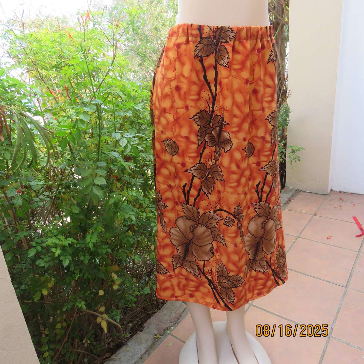 Owner made 2 pc skirt-top outfit in burnt orange and brown. Size 44.