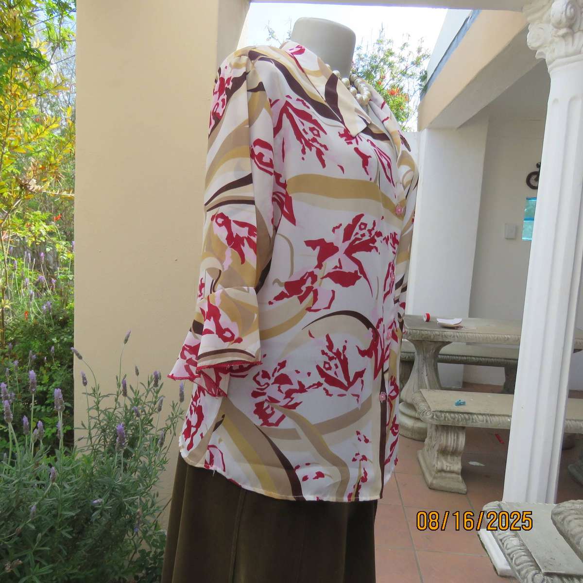 MICHAELA button down cream -maroon-brown print top with open collar. Size 38