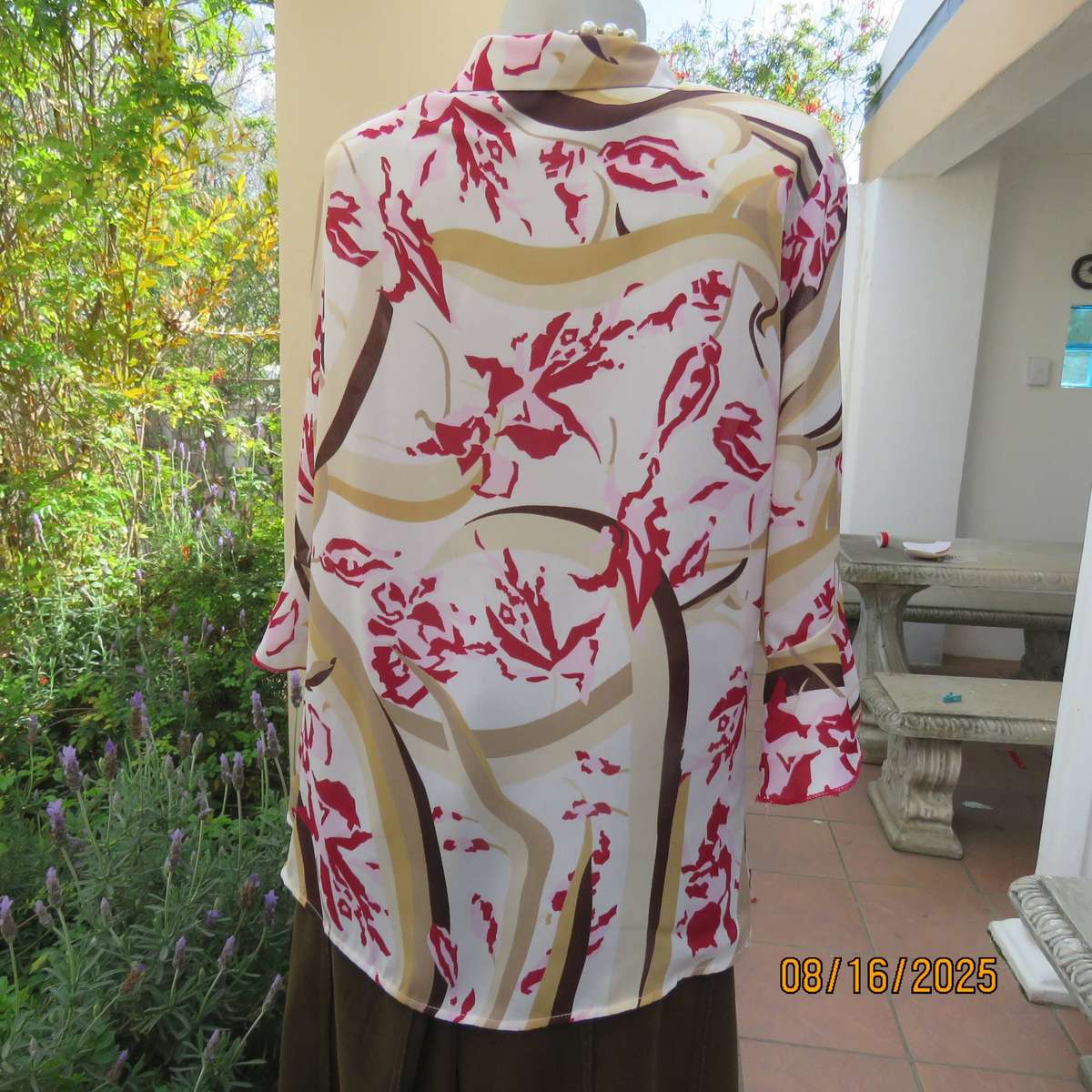 MICHAELA button down cream -maroon-brown print top with open collar. Size 38