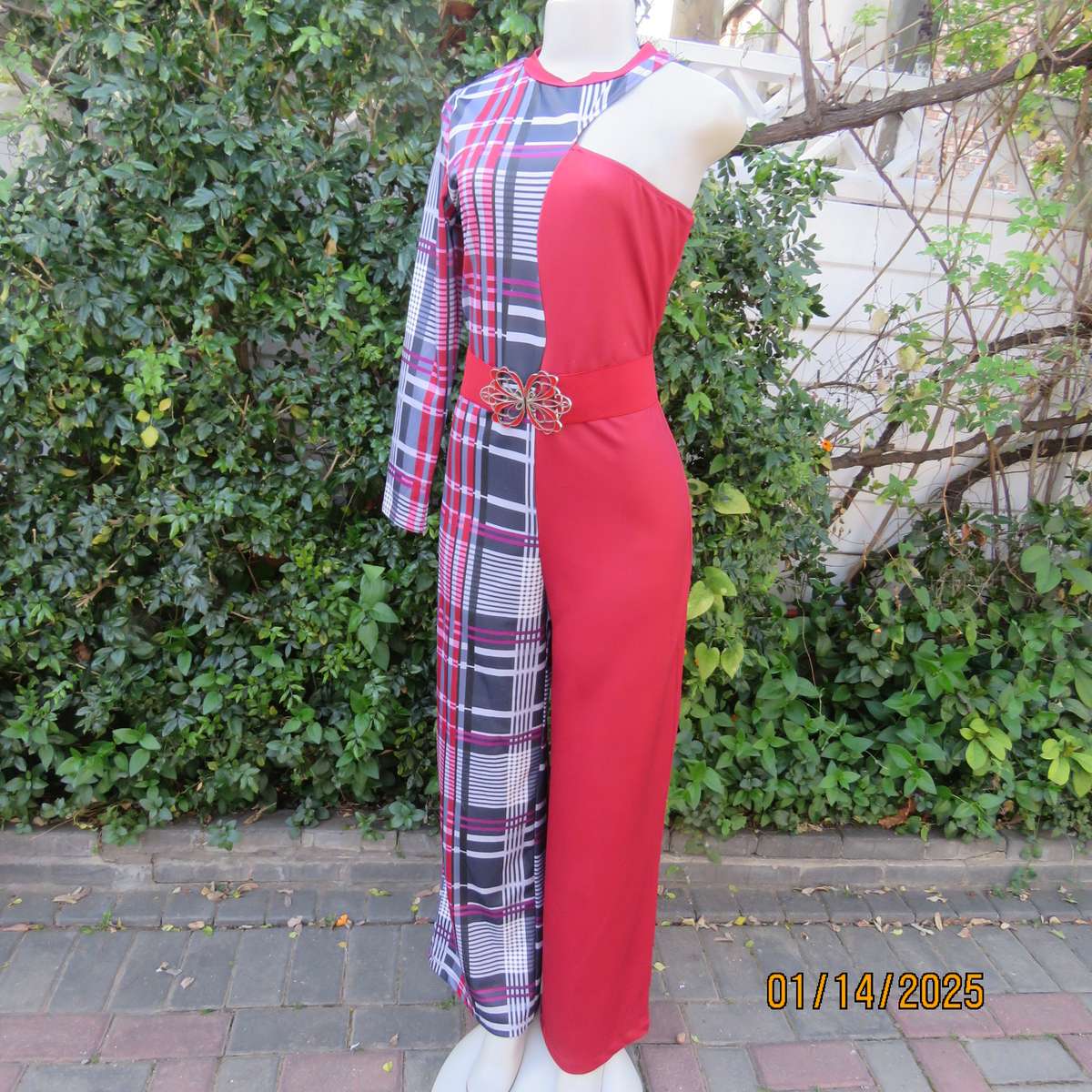FASHION WEAR unique cat suit Red side and tartan print side.Long sleeve-naked shoulder.Size 37