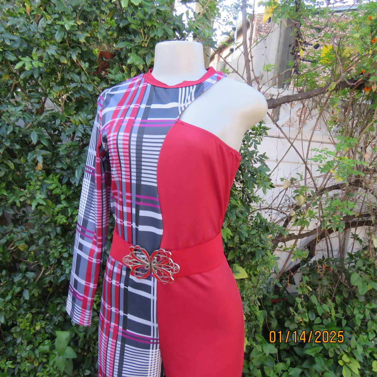 FASHION WEAR unique cat suit Red side and tartan print side.Long sleeve-naked shoulder.Size 37