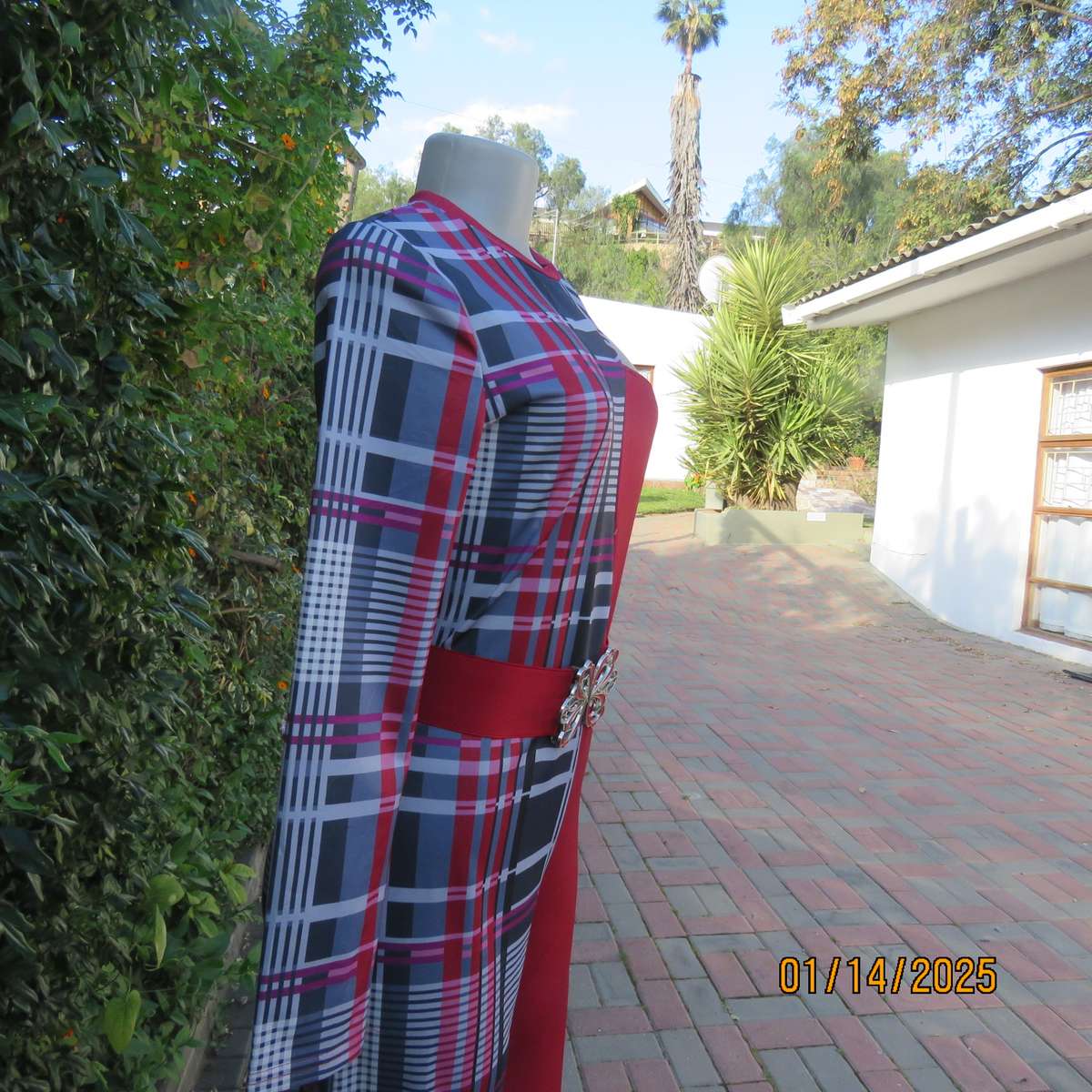 FASHION WEAR unique cat suit Red side and tartan print side.Long sleeve-naked shoulder.Size 37