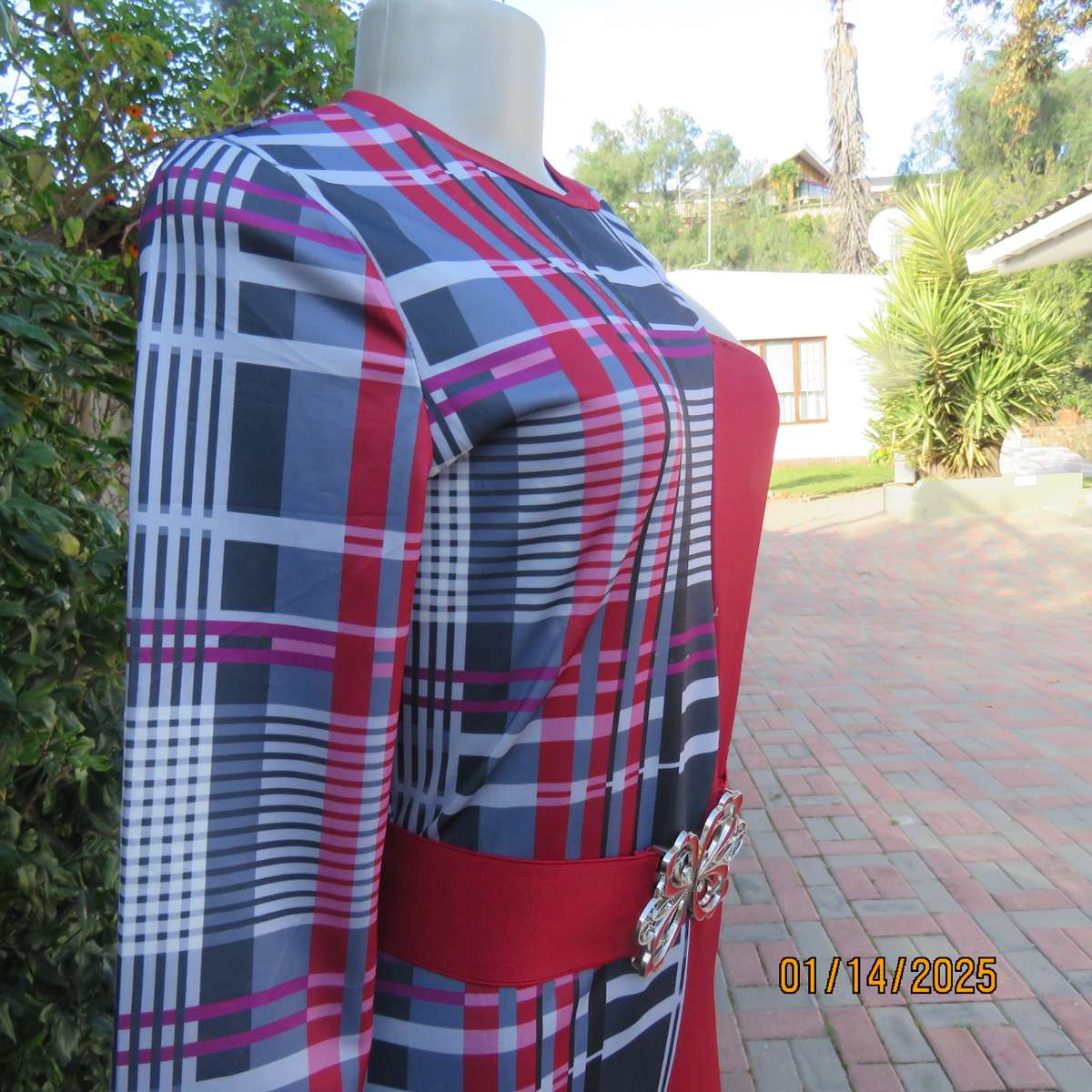 FASHION WEAR unique cat suit Red side and tartan print side.Long sleeve-naked shoulder.Size 37