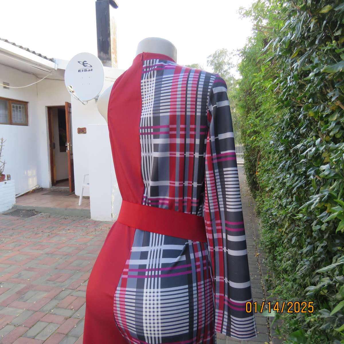 FASHION WEAR unique cat suit Red side and tartan print side.Long sleeve-naked shoulder.Size 37