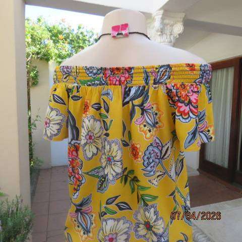 Audacity amber yellow off shoulder capped sleeve top with bold colourful flowers, size 36